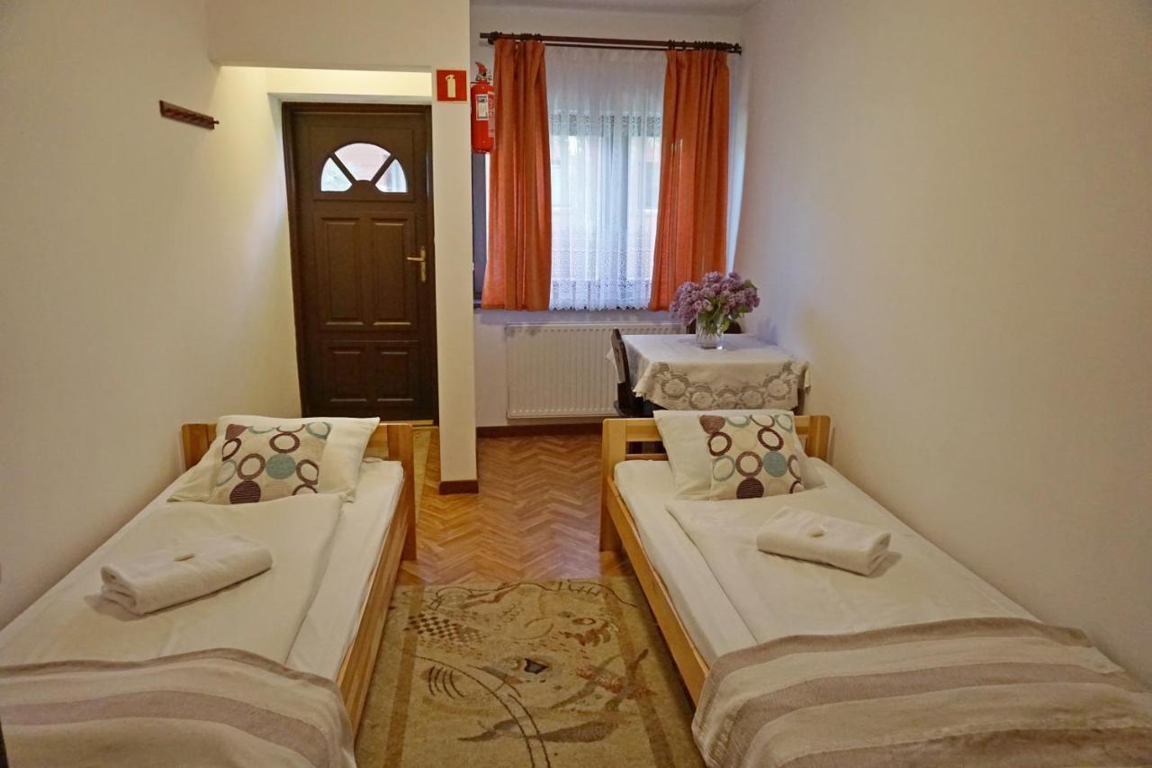 Osrodek Wczasowy Gron Placowka Exteriér fotografie